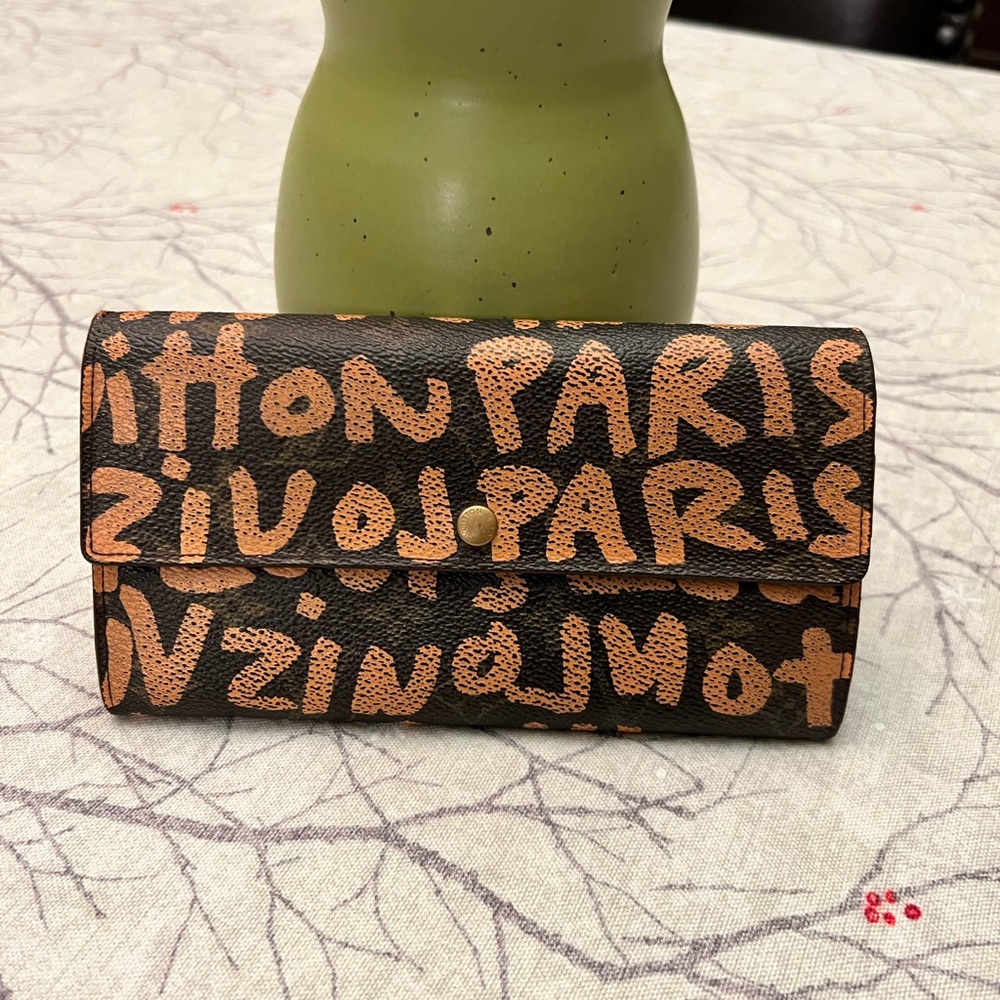 Louis Vuitton Graffiti Wallet